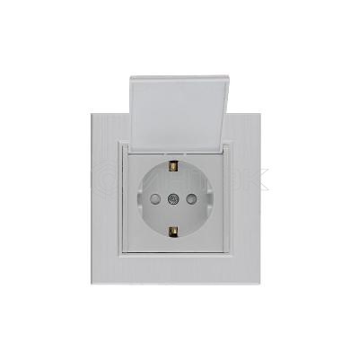 Розетка 1-м с крышкой Karea LINE STAR с заземл. жемчуж. Makel 86100029 изображение, фото