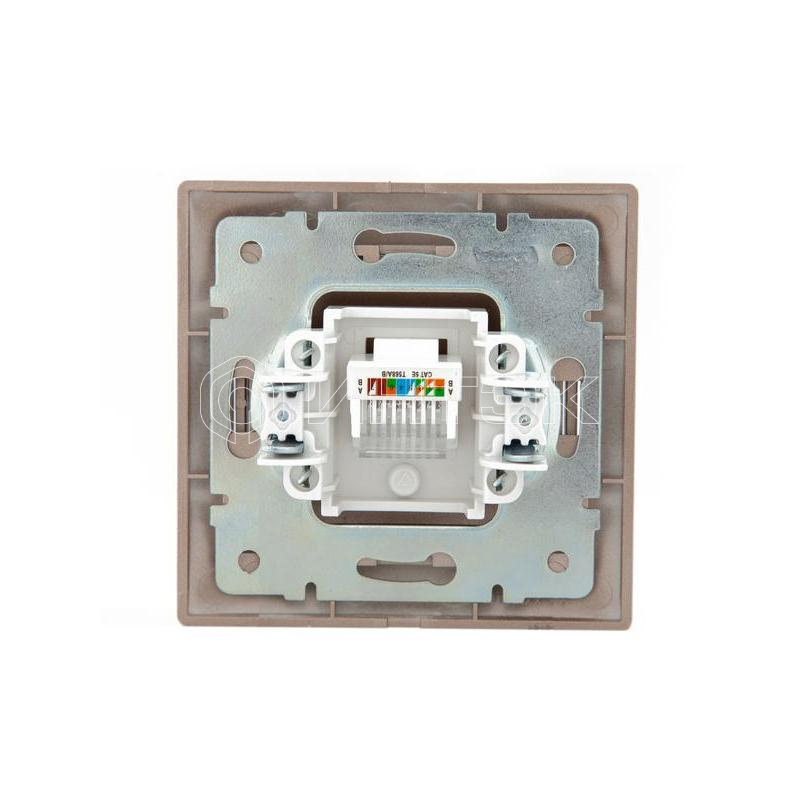 Розетка компьютерная 1-м СП Mira RJ45 16А IP20 со вставкой свет. корич. перламутр. LEZARD 701-3131-139 изображение, фото