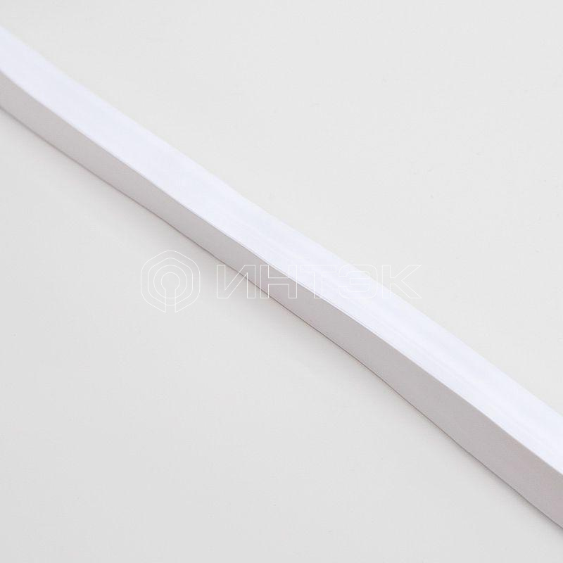 Шнур светодиодный гибкий неон Neon-Night SMD 8х16мм IP65 односторон. бел. 120 LED/м набор 10м (с компл. подключ.) Neon-Night 131-003 изображение, фото
