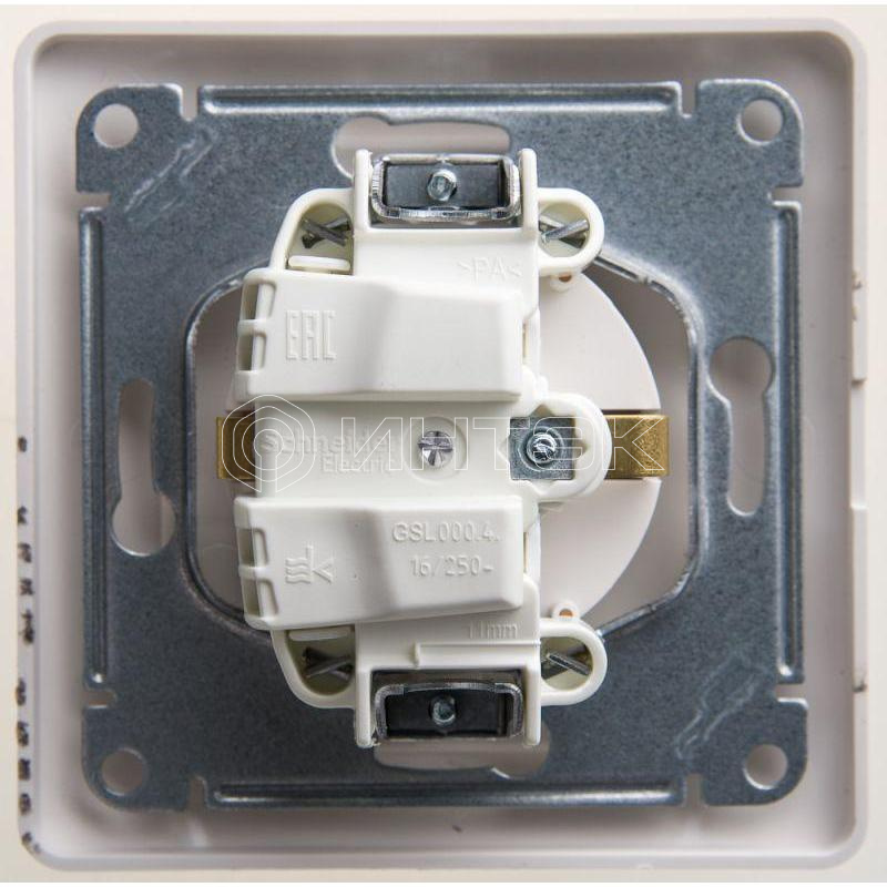 Розетка 1-м СП Glossa 16А IP20 с заземл. защ. шторки с крышкой в сборе перламутр. Systeme Electric GSL000646 изображение, фото