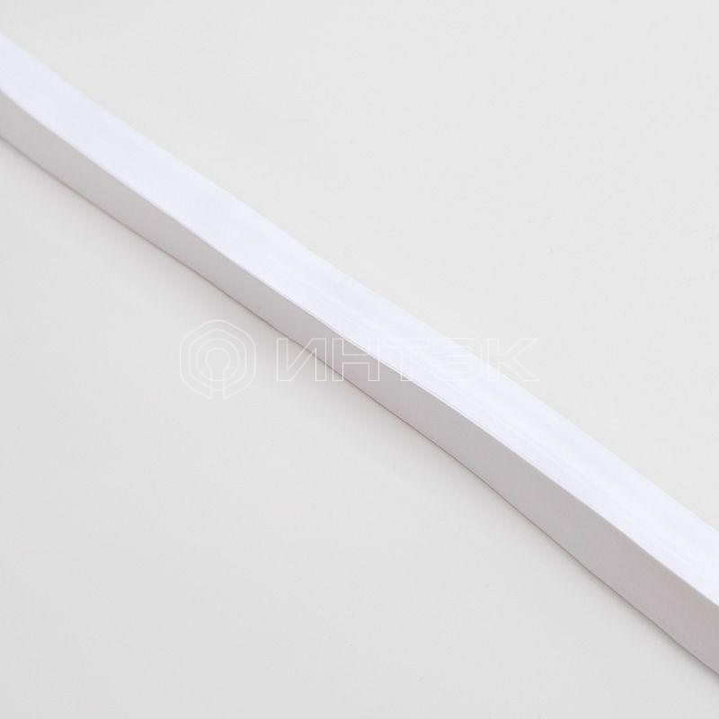 Шнур светодиодный SMD 20м 8х16мм 120LED/м бел. 6.5Вт IP65 односторонний гибкий неон Neon-Night 131-007 изображение, фото