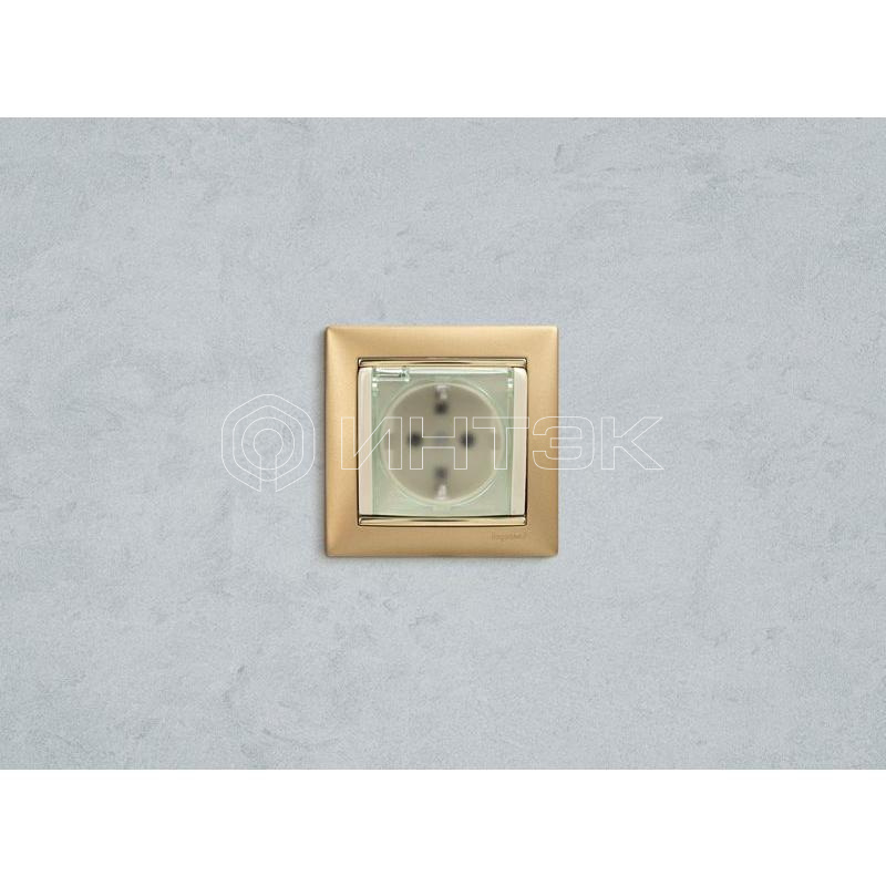 Розетка 1-м СП Valena 16А IP44 2P+E защ. шторки с крышкой немецк. стандарт механизм сл. кость IEK 774120 изображение, фото