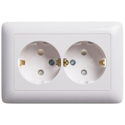 Розетка 2-м СП Хит 16А IP20 с заземл. защ. шторки бел.  Systeme Electric RS16-231-B изображение, фото