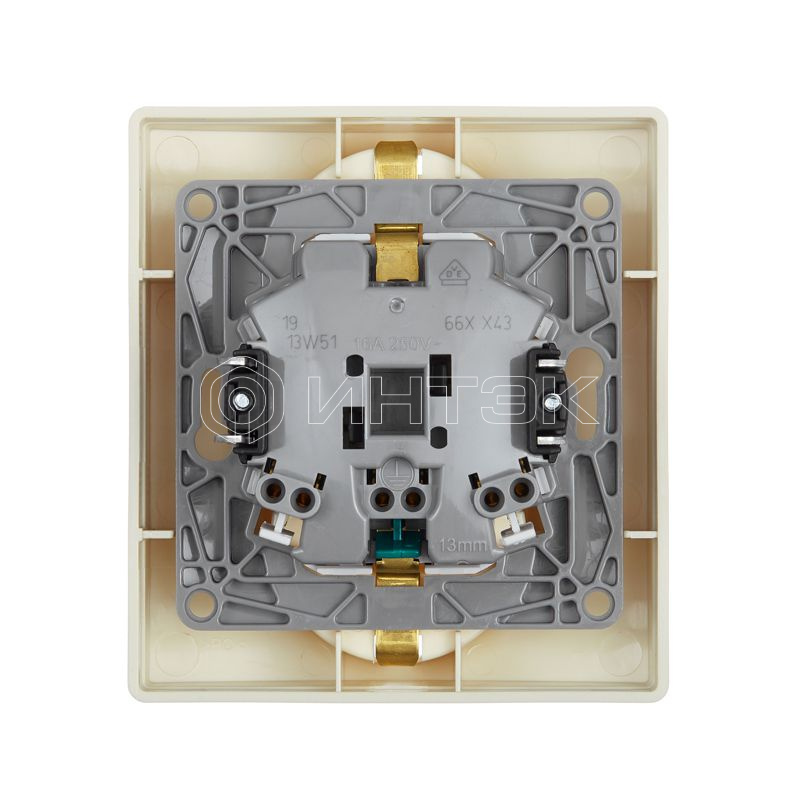 Розетка 2-м СП Etika 16А IP31 250В 2х2P+E с заземл. защ. шторки немецк. стандарт безвинт. клеммы сл. кость IEK 672333 изображение, фото