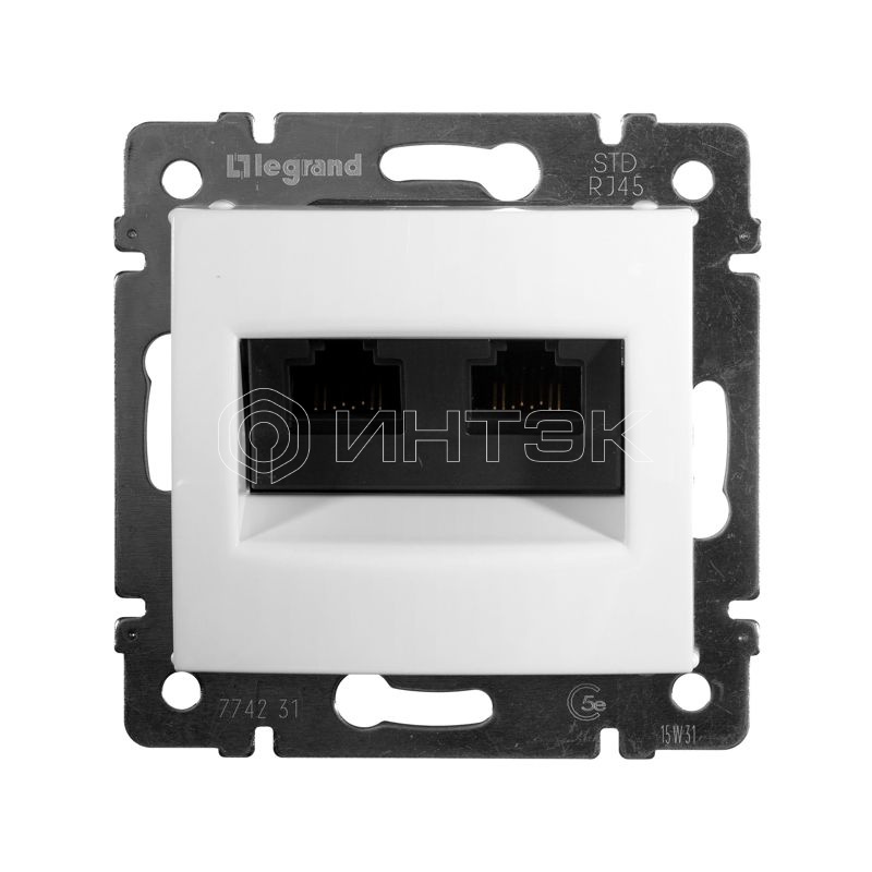 Розетка компьютерная 2-м СП Valena RJ45 кат.5E UTP на захватах механизм бел. IEK 774231 изображение, фото