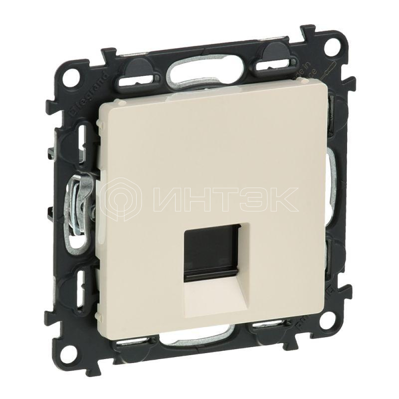 Розетка компьютерная 1-м Valena Life RJ45 кат.5E UTP с лицев. панелью механизм сл. кость Legrand 753540 изображение, фото