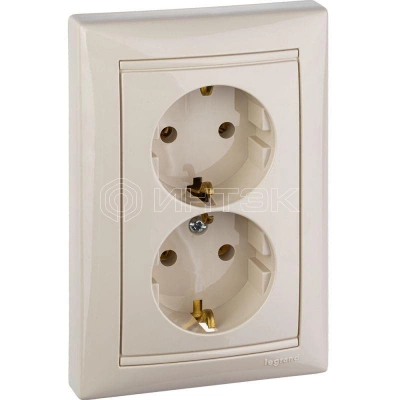 Розетка 2-м СП Valena 16А IP20 2х2P+E с заземл. немецк. стандарт в сборе сл. кость Legrand 774370 изображение, фото
