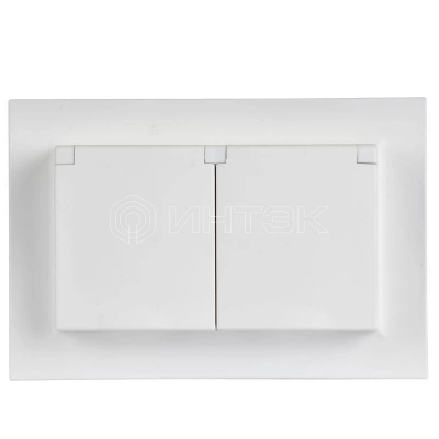 Розетка 2-м СП BRITE РСбш12-3-44-БрАБ 16А IP44 в сборе с крышкой арктич. бел. IEK BR-R26-16-44-K91-F изображение, фото
